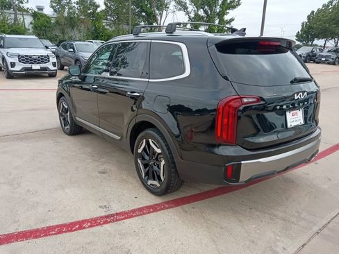 Used 2025 Kia Telluride S AWD/4WD image 8
