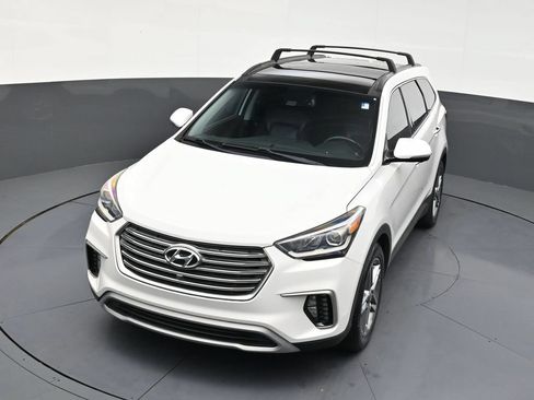 Used 2018 Hyundai Santa Fe FWD image 20