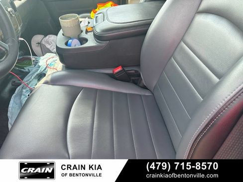 Used 2022 RAM 1500 Tradesman w/ Chrome Appearance Group AWD/4WD image 15