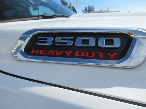 Used 2022 RAM 3500 Tradesman w/ Chrome Appearance Group image 29