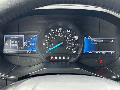 Used 2024 Ford Edge Titanium image 30