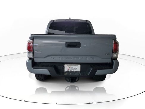 Used 2021 Toyota Tacoma TRD Sport AWD/4WD image 5