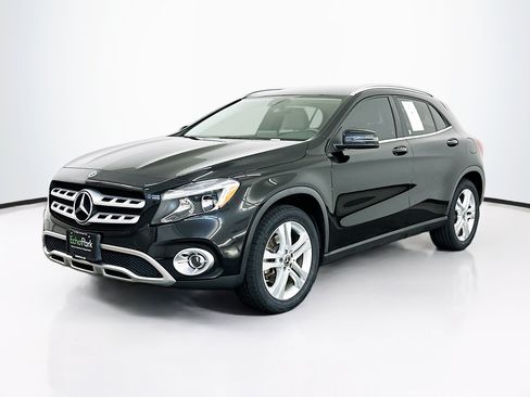 Used 2019 Mercedes-Benz GLA 250 4MATIC image 3