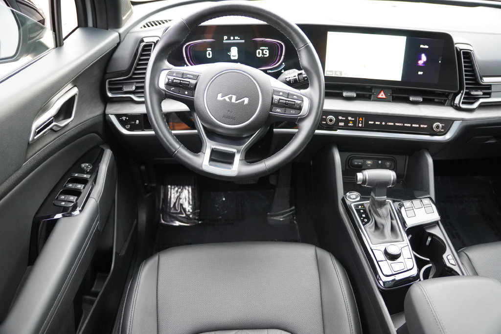 Certified 2025 Kia Sportage X-Line w/ Premium Package AWD/4WD image 20
