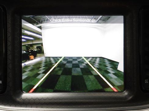 Used 2015 Dodge Challenger SXT Plus w/ Technology Group image 11