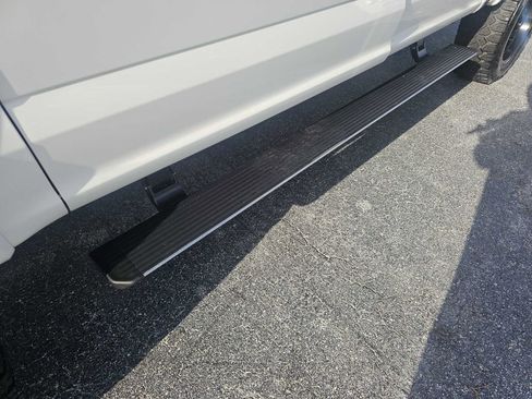 Used 2020 Ford F150 Lariat w/ Equipment Group 502A Luxury image 14