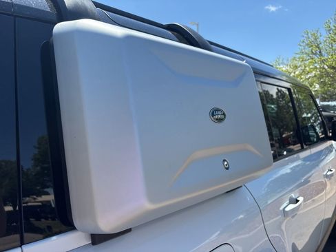 Used 2023 Land Rover Defender 110 S AWD/4WD image 10