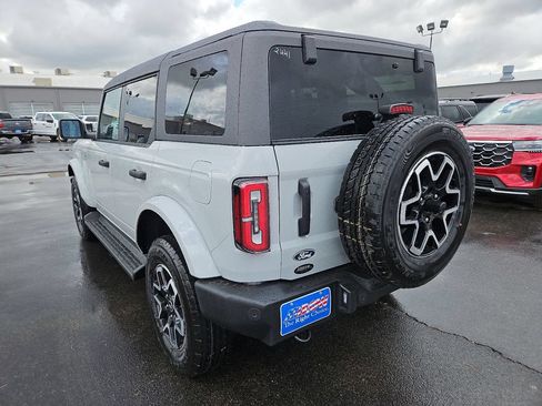 New 2026 Ford Bronco Outer Banks AWD/4WD image 9