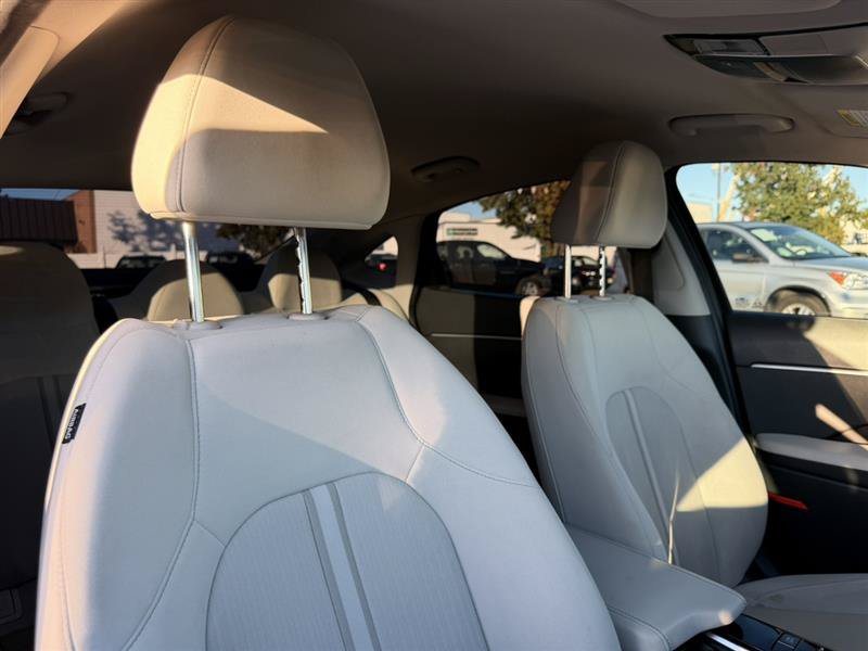 Used 2023 Hyundai Sonata SE FWD image 18