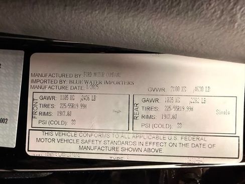 Used 2025 Ford Escape Platinum AWD/4WD image 50