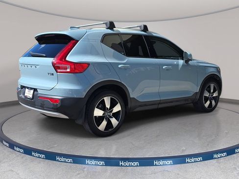 Used 2019 Volvo XC40 T5 Momentum AWD/4WD image 6