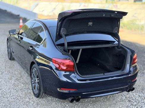 Used 2017 BMW 540i xDrive image 11