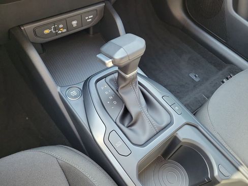 New 2026 Kia K4 FWD image 34