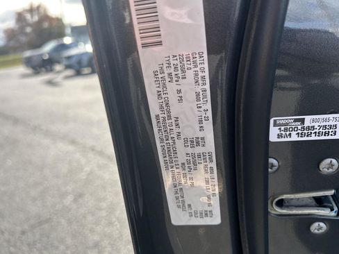 Used 2023 Jeep Compass Limited image 30