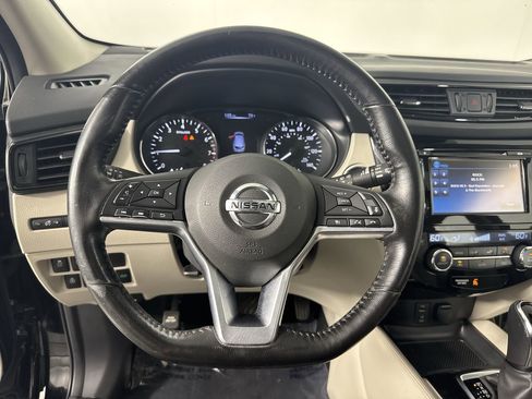 Used 2017 Nissan Rogue Sport SL w/ SL Premium Package AWD/4WD image 17