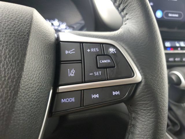 Used 2026 Toyota Sienna XLE FWD image 26