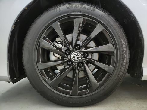 Used 2023 Toyota Camry LE FWD image 30