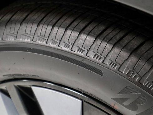 Certified 2023 Nissan Ariya AWD image 21