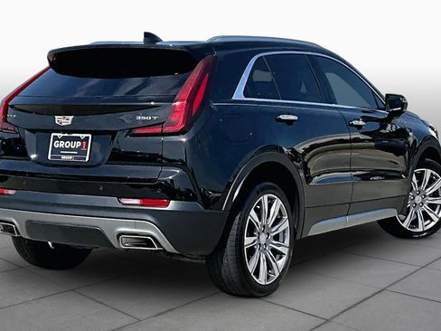 Used 2023 Cadillac XT4 Premium Luxury w/ Cold Weather Package FWD image 12