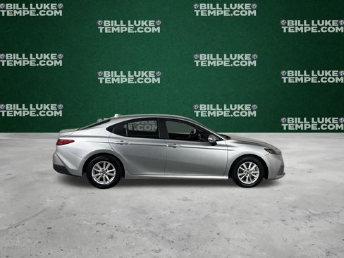 Used 2025 Toyota Camry LE image 4
