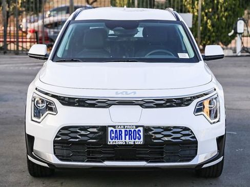 New 2026 Kia Niro Wind FWD image 3