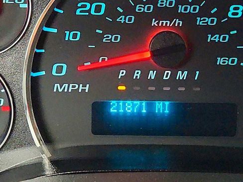 Used 2025 GMC Savana 3500 Extended RWD image 14