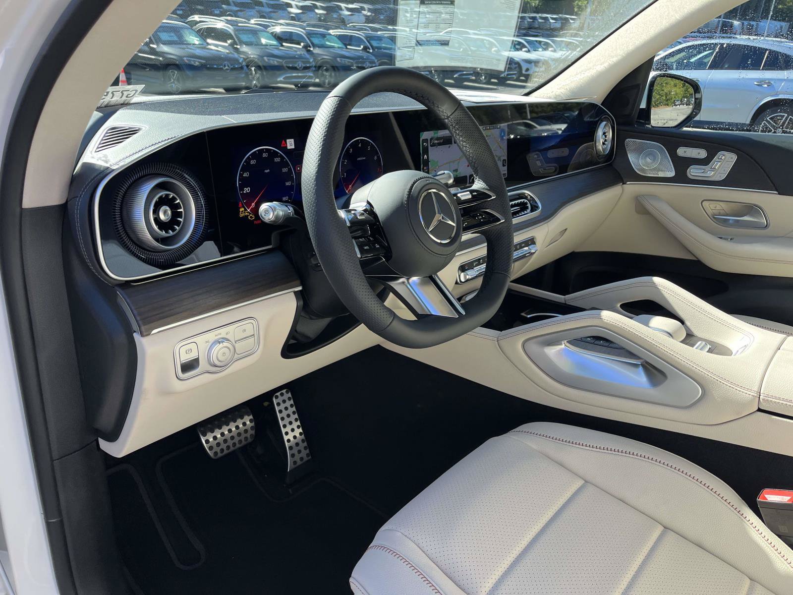 New 2027 Mercedes-Benz GLS 450 4MATIC image 38