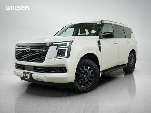 Used 2025 Nissan Armada SV AWD/4WD image 1