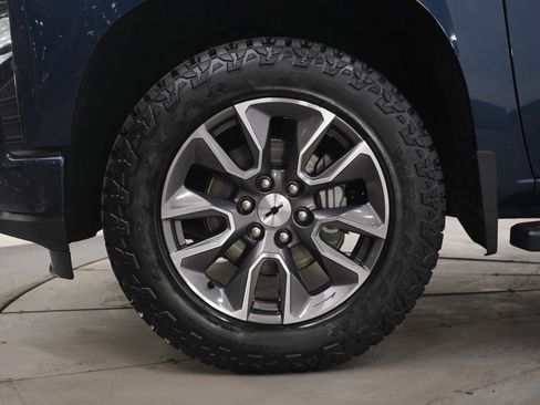 Used 2019 Chevrolet Silverado 1500 RST image 30