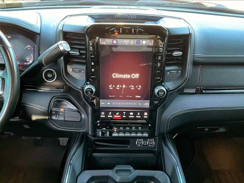 Used 2024 RAM 3500 Limited image 8