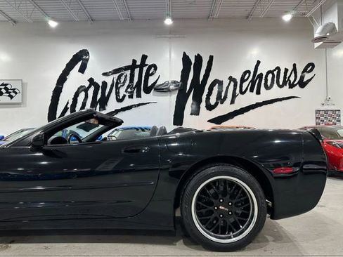 Used 1999 Chevrolet Corvette Convertible w/ Performance Handling Pkg image 7