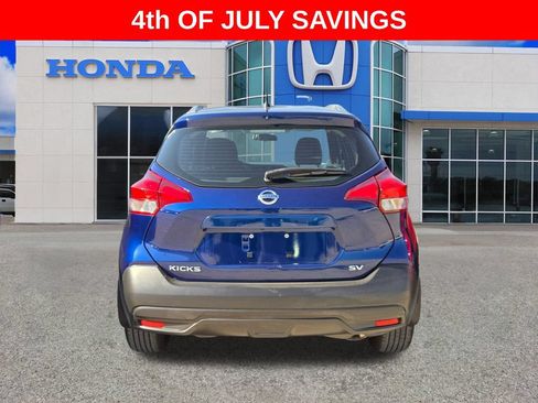 Used 2019 Nissan Kicks SV FWD image 21
