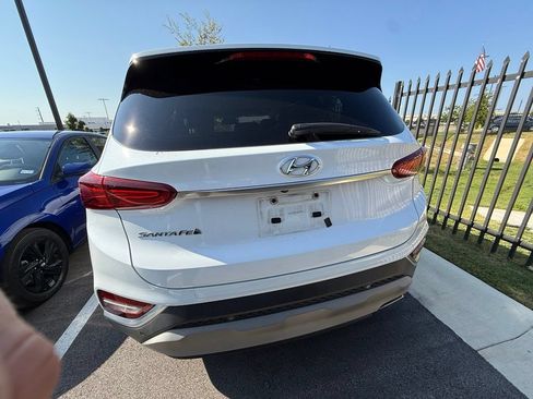 Used 2020 Hyundai Santa Fe SEL w/ Convenience + Premium Package FWD image 5