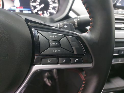 Used 2025 Nissan Altima 2.5 SR image 17