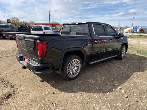 Used 2019 GMC Sierra 1500 Denali w/ Denali Ultimate Package AWD/4WD image 28