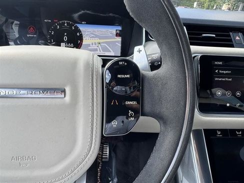 Used 2020 Land Rover Range Rover Sport HST image 28