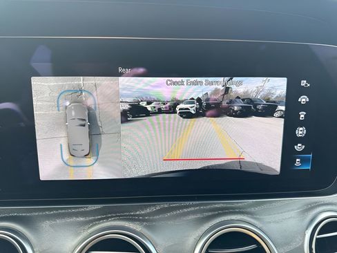 Used 2021 Mercedes-Benz E 350 4MATIC Sedan image 21