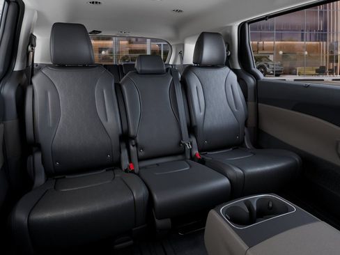 New 2027 Kia Carnival EX FWD image 16