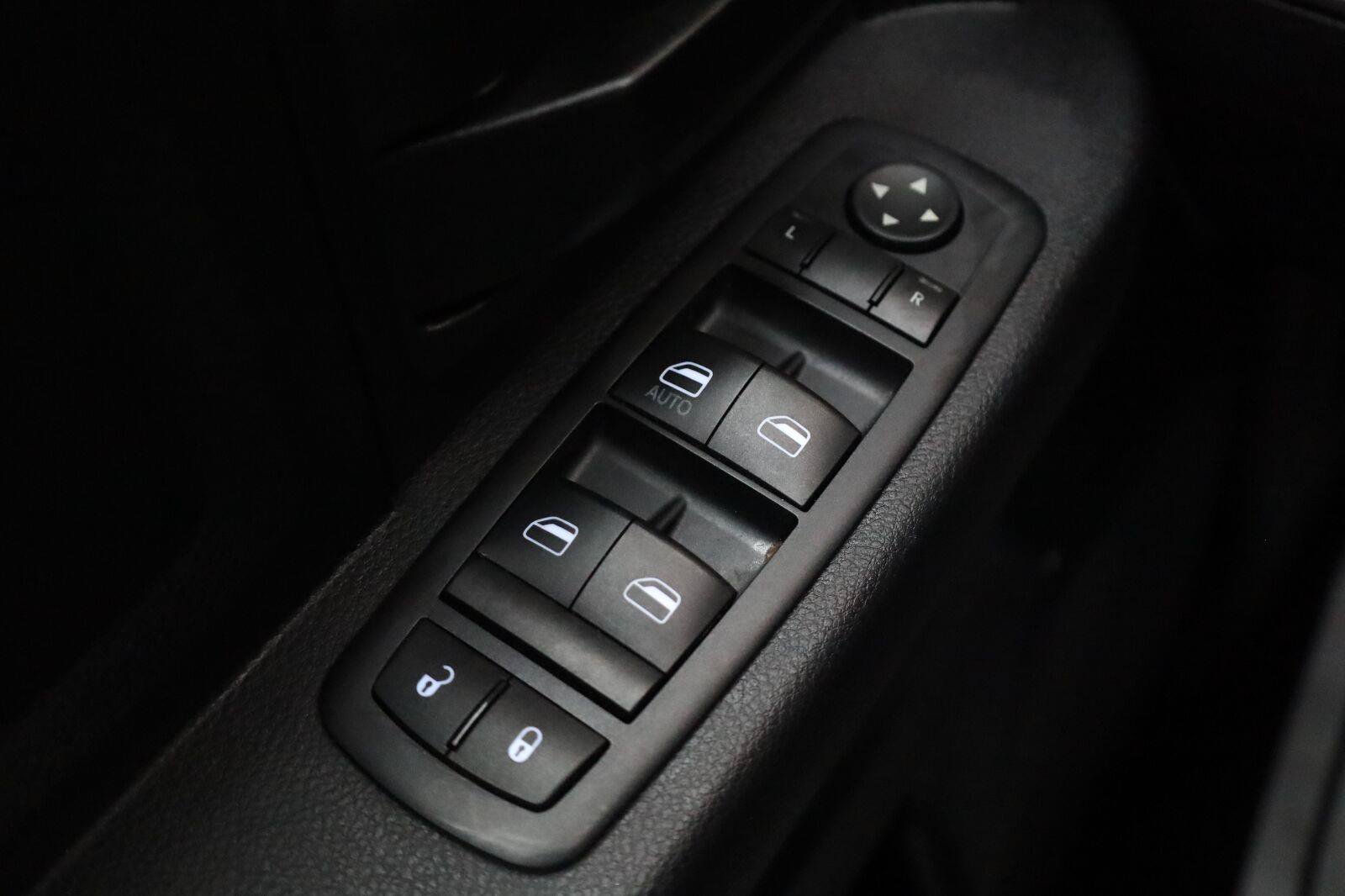 Used 2015 RAM 1500 Express RWD image 34