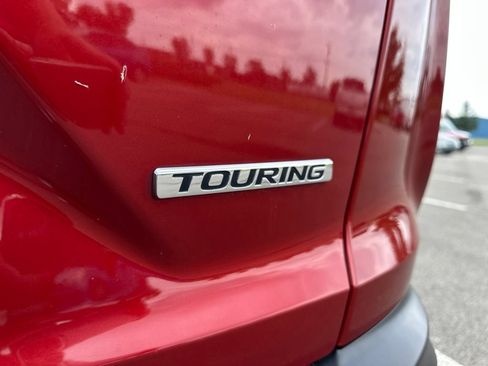 Used 2017 Honda CR-V Touring image 4