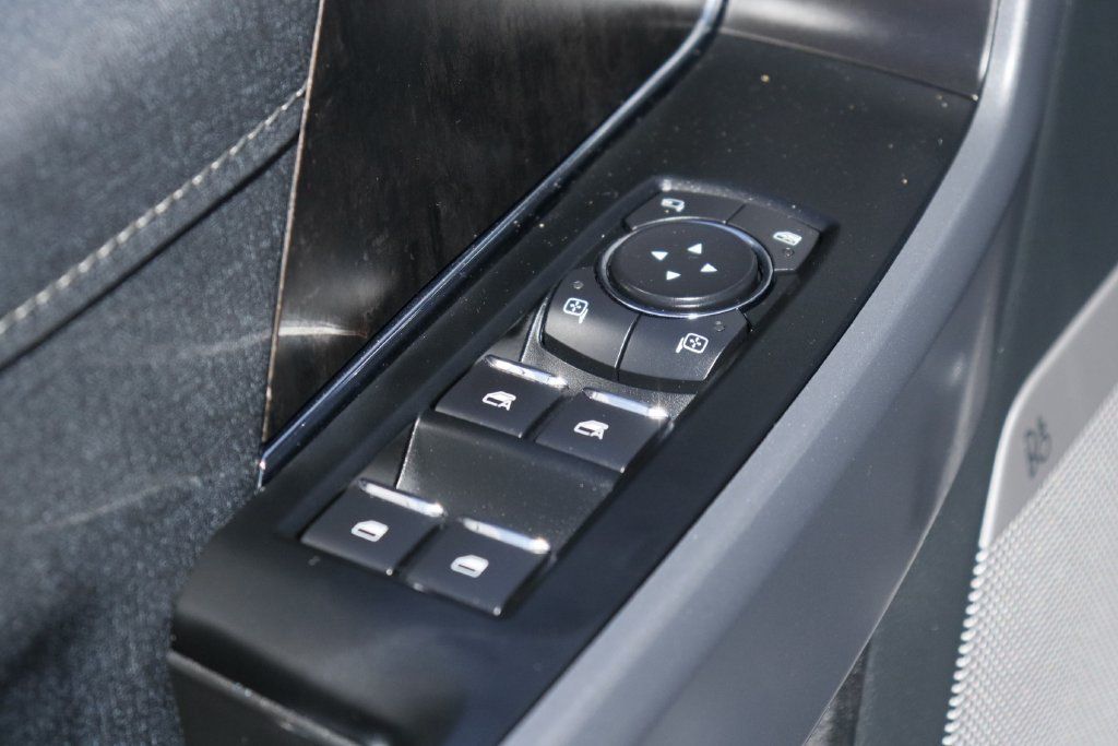 Certified 2021 Ford F150 Lariat AWD/4WD image 14
