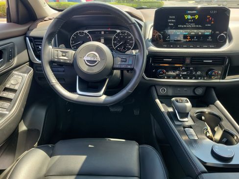 Used 2023 Nissan Rogue SL w/ SL Premium Package AWD/4WD image 10