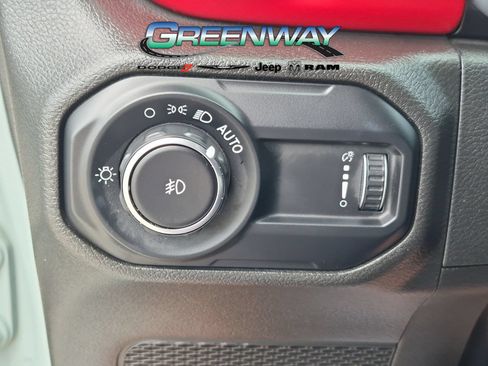 Used 2023 Jeep Wrangler Unlimited Rubicon w/ Xtreme 35 Tire Package AWD/4WD image 20