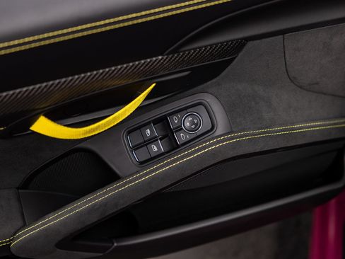 Certified 2023 Porsche 718 Cayman GT4 RS RWD image 44