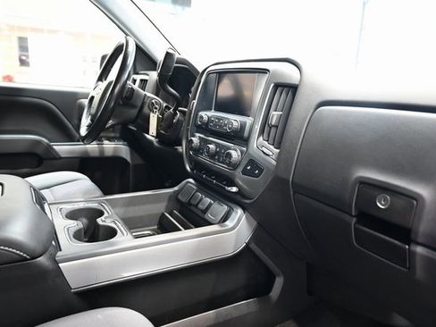 Used 2018 Chevrolet Silverado 1500 LT w/ All Star Edition image 14