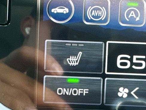 Used 2025 Subaru Outback Limited AWD/4WD image 24