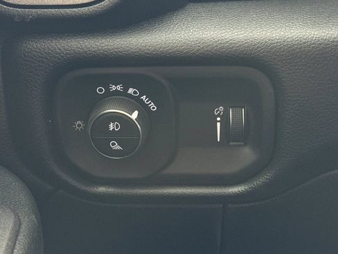 New 2026 RAM 3500 Tradesman AWD/4WD image 31