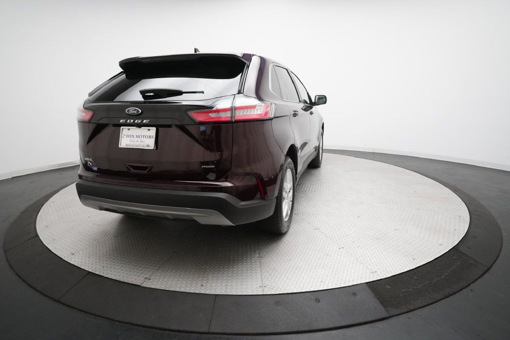 Used 2024 Ford Edge SEL w/ Convenience Package AWD/4WD image 13