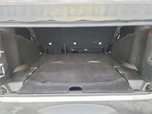 Used 2018 Jeep Wrangler Unlimited Sport S image 37