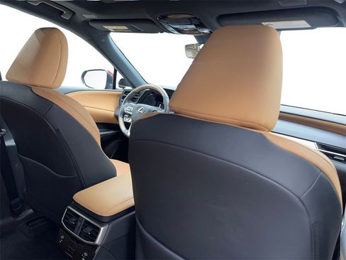 Used 2024 Lexus RX 350 Premium image 41